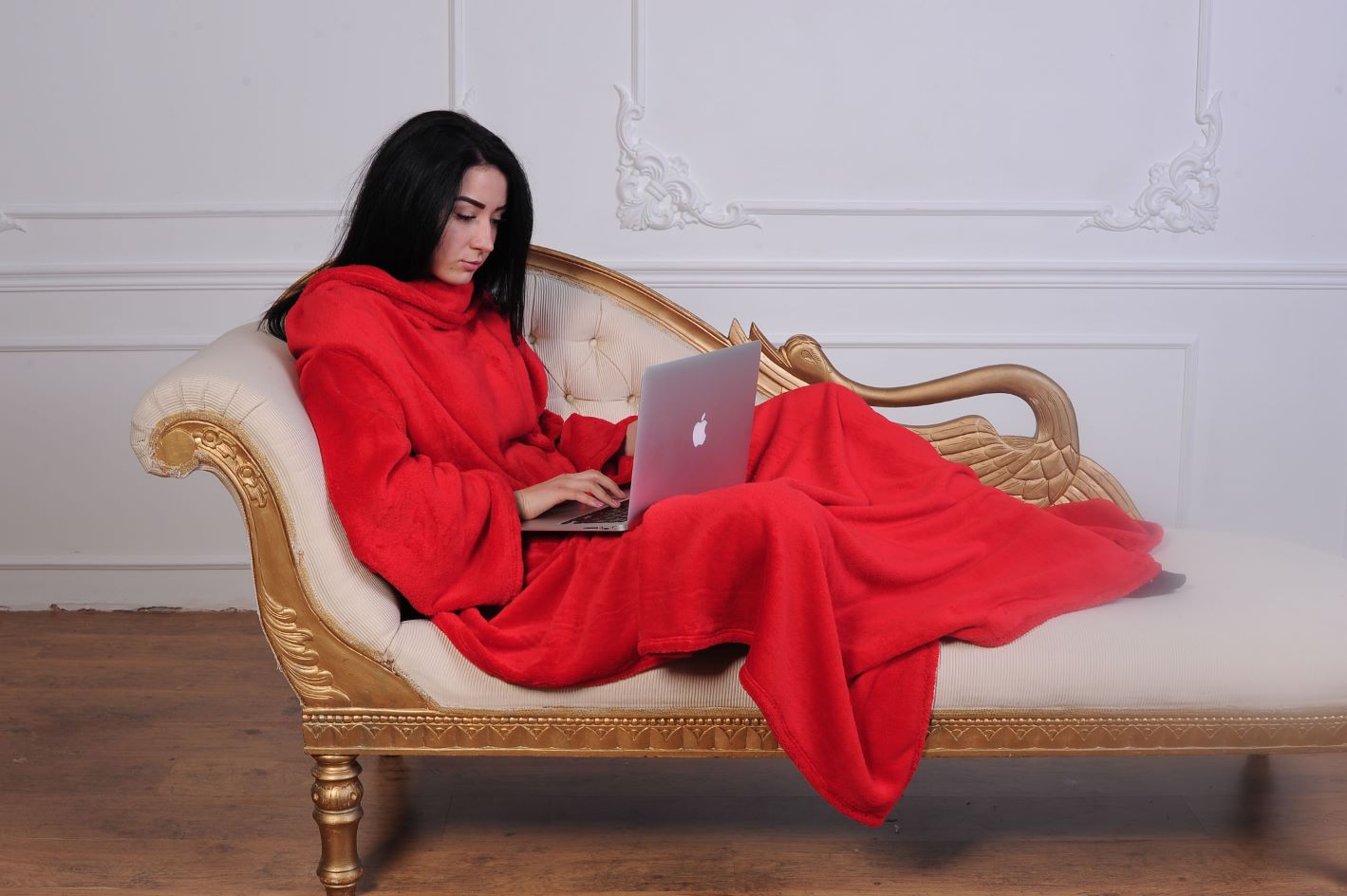 

Плед с рукавами и карманами из микрофибры MyGift Premium, 200х150 см красный