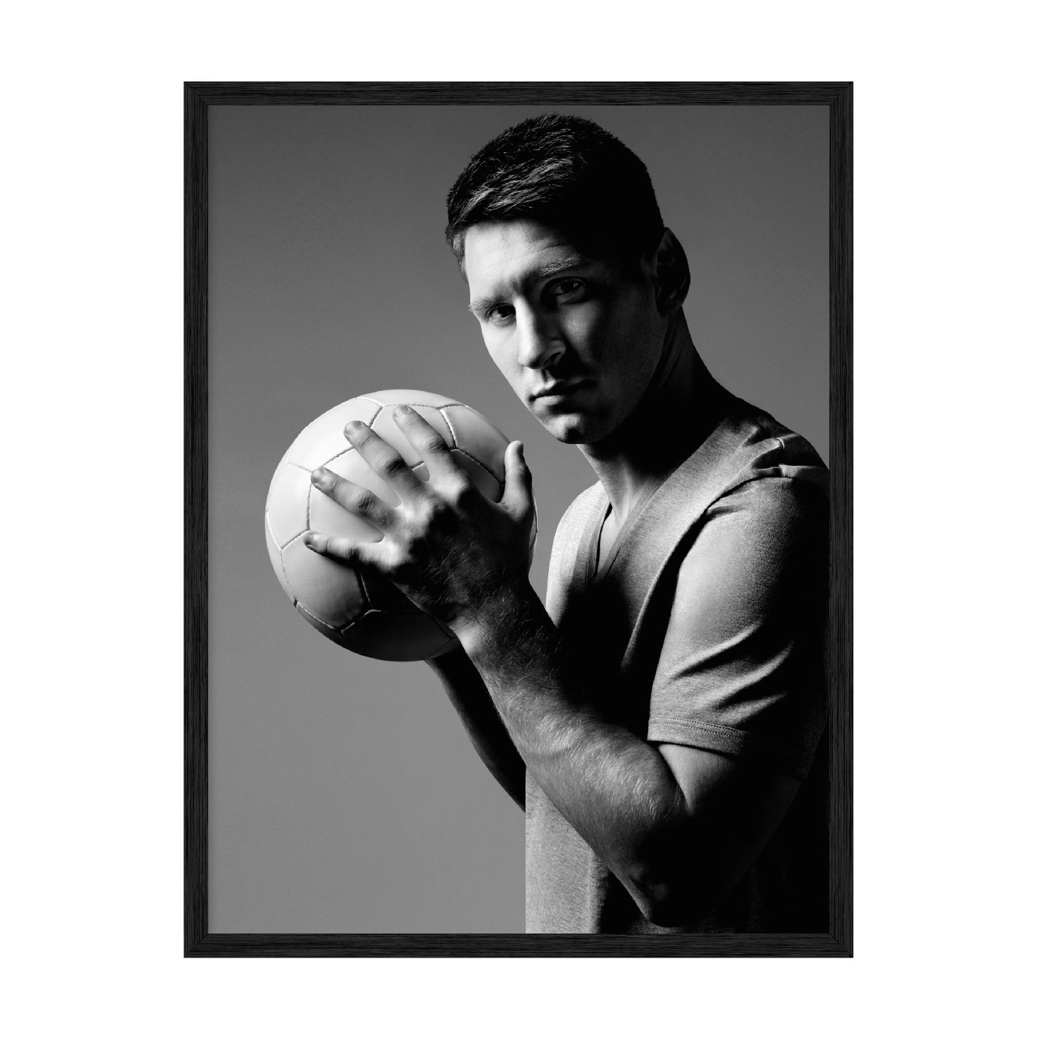

Постер "Messi Lionel" с антибликовым стеклом 297x420 мм в чёрной рамке
