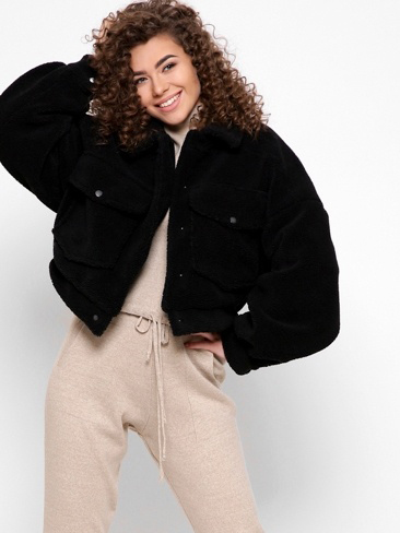 

Куртка из овчины X-Woyz LS-8888-8  Черная, Куртка из овчины X-Woyz LS-8888-8 48 Черная