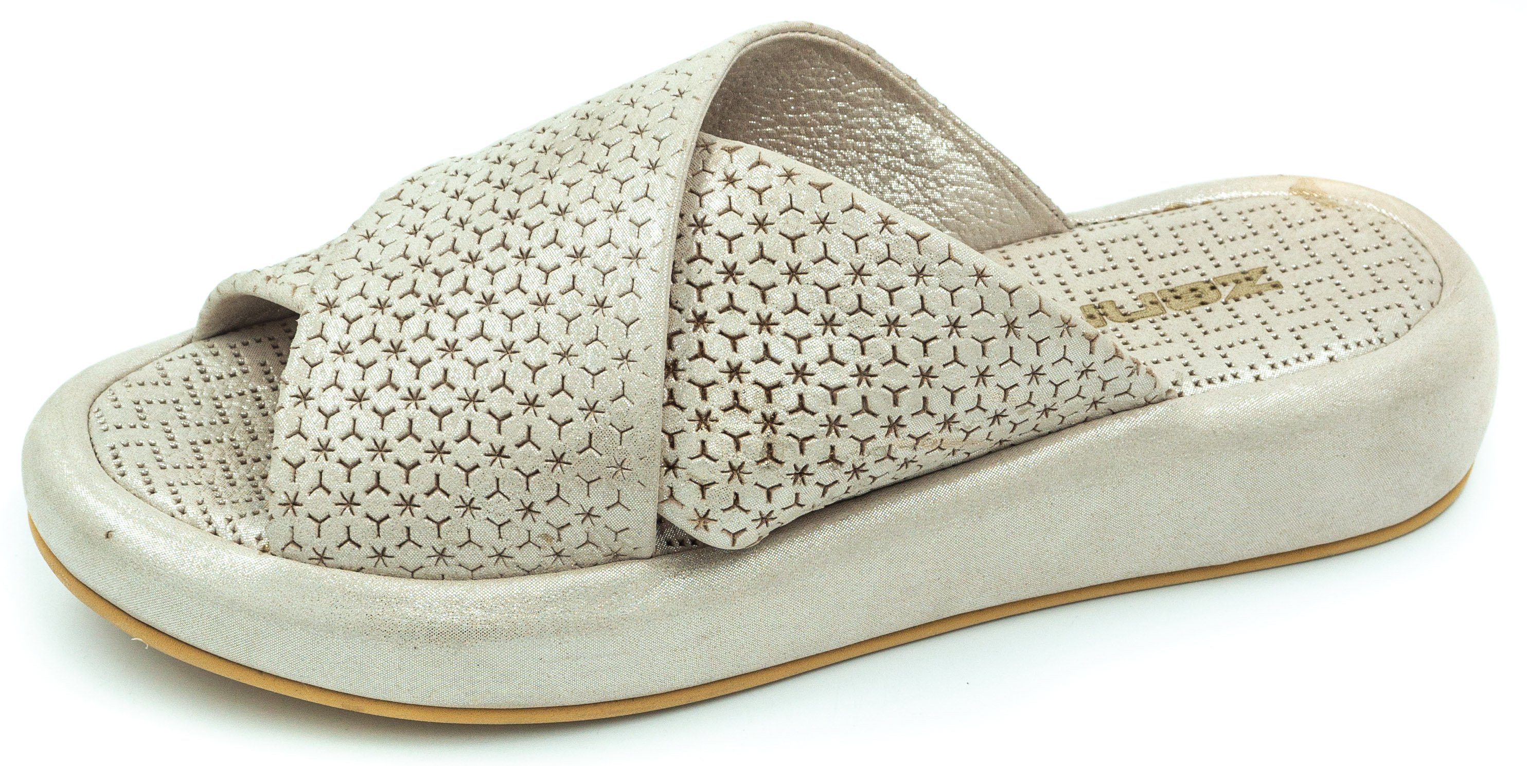 

Шлепанцы Zenne 615 Pudra 39
