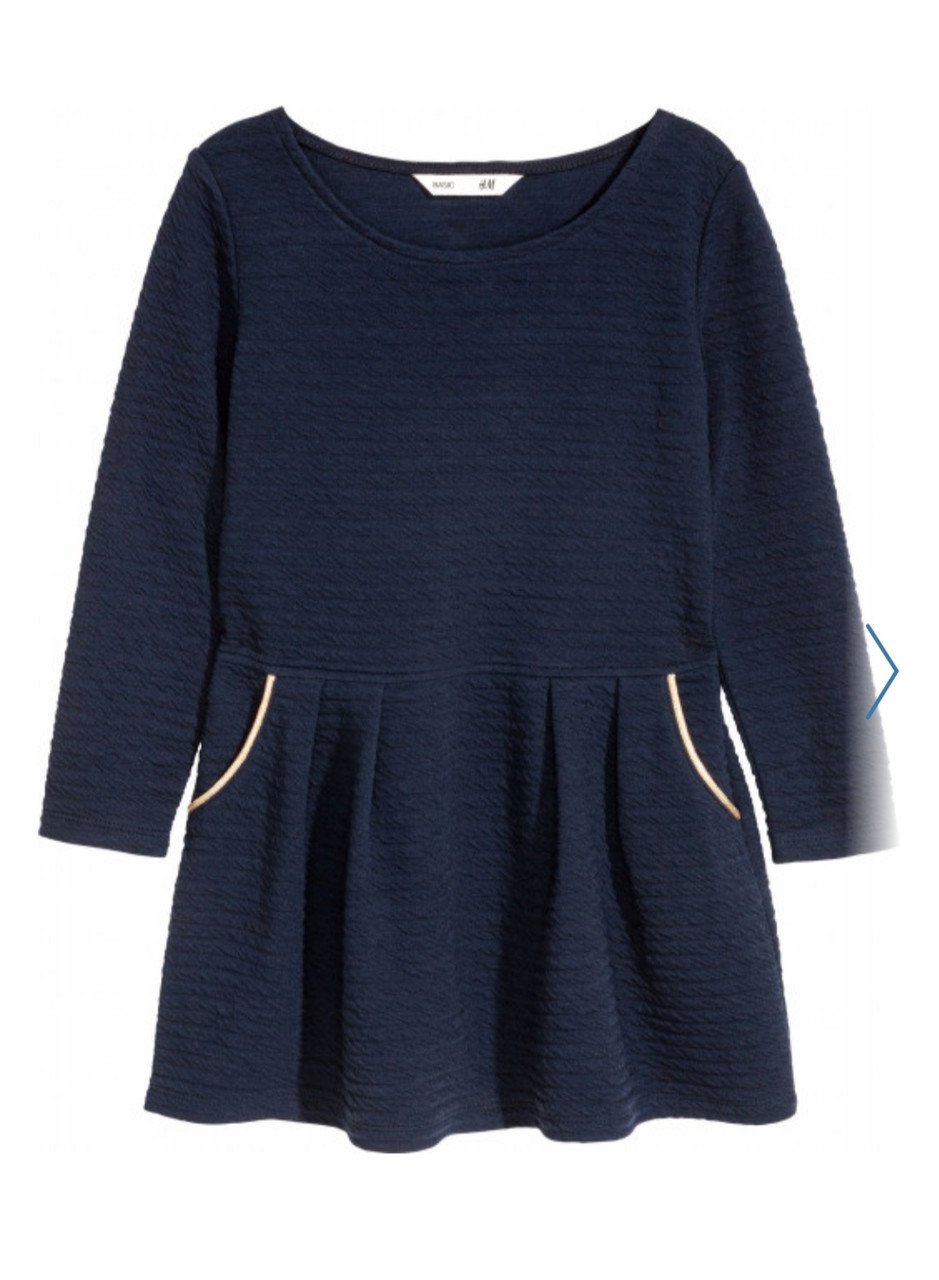 

Платье на девочку H&M 134/140 см темно-синее (1725)