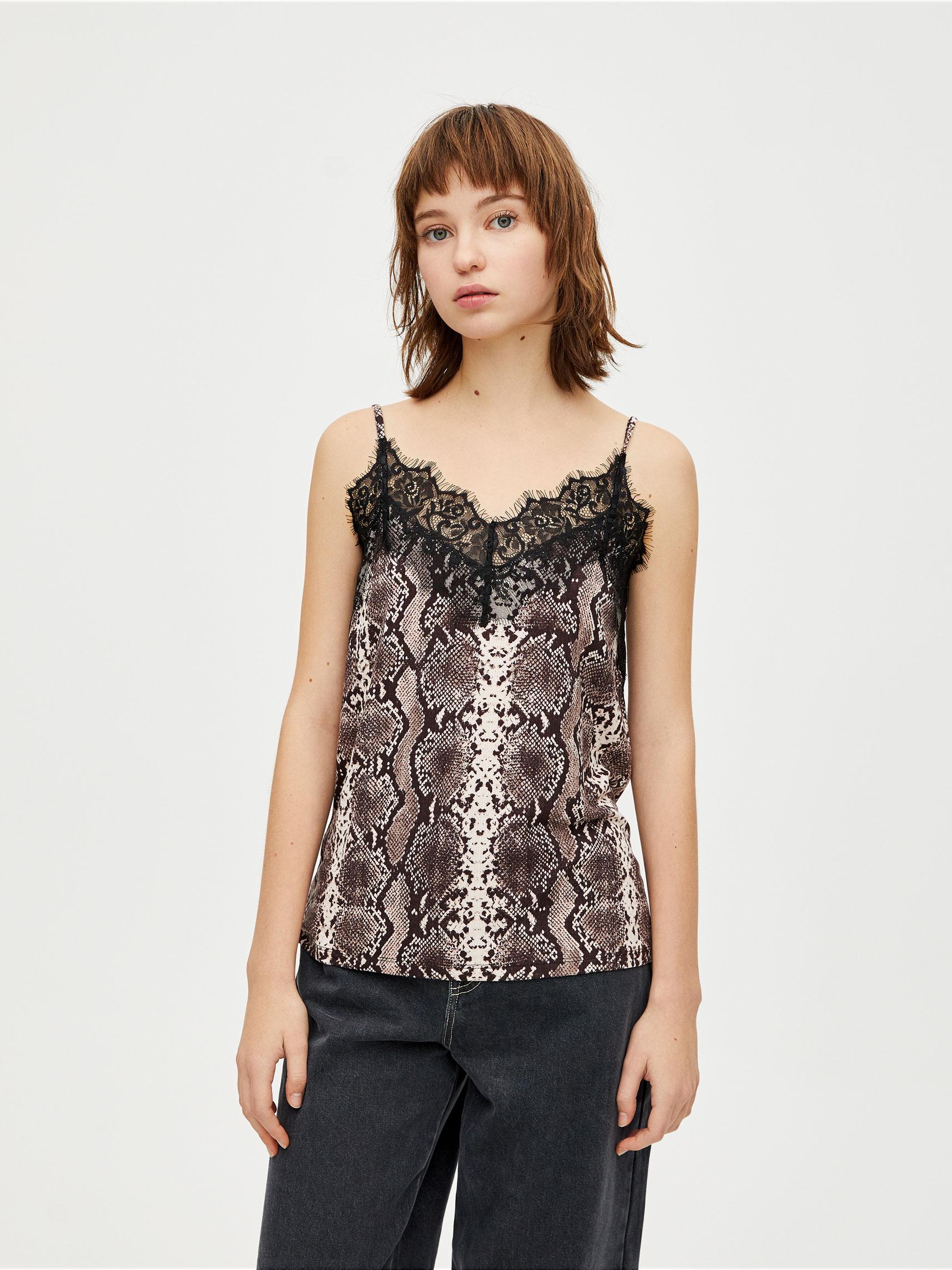 Топ жіночий Pull & Bear XAZ234628PEYB S Зміїний від Rozetka на платформі USKIDKA Акція на Топ жіночий Pull & Bear XAZ234628PEYB S Зміїний від Rozetka