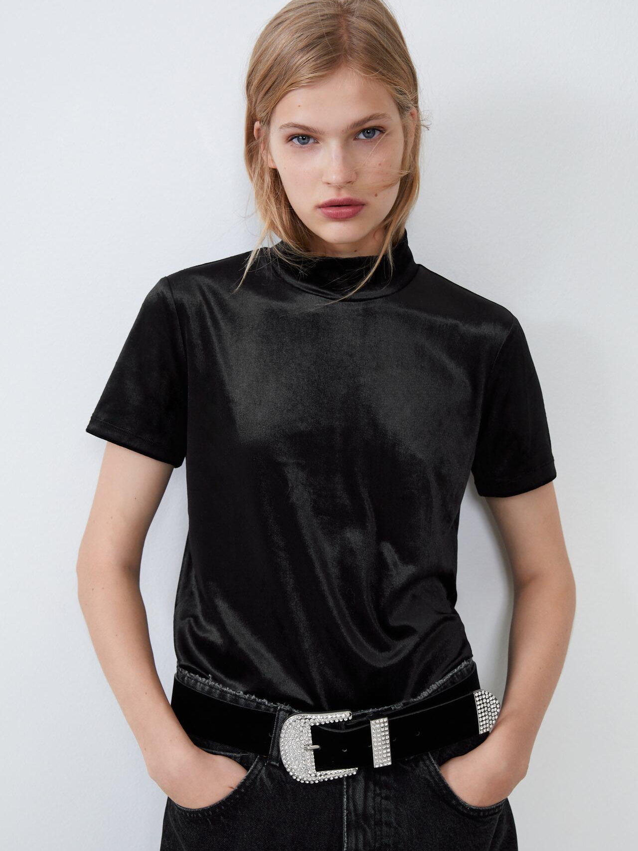 

Блузка Zara XAZ239283GPQL  Черная, Блузка Zara XAZ239283GPQL S Черная