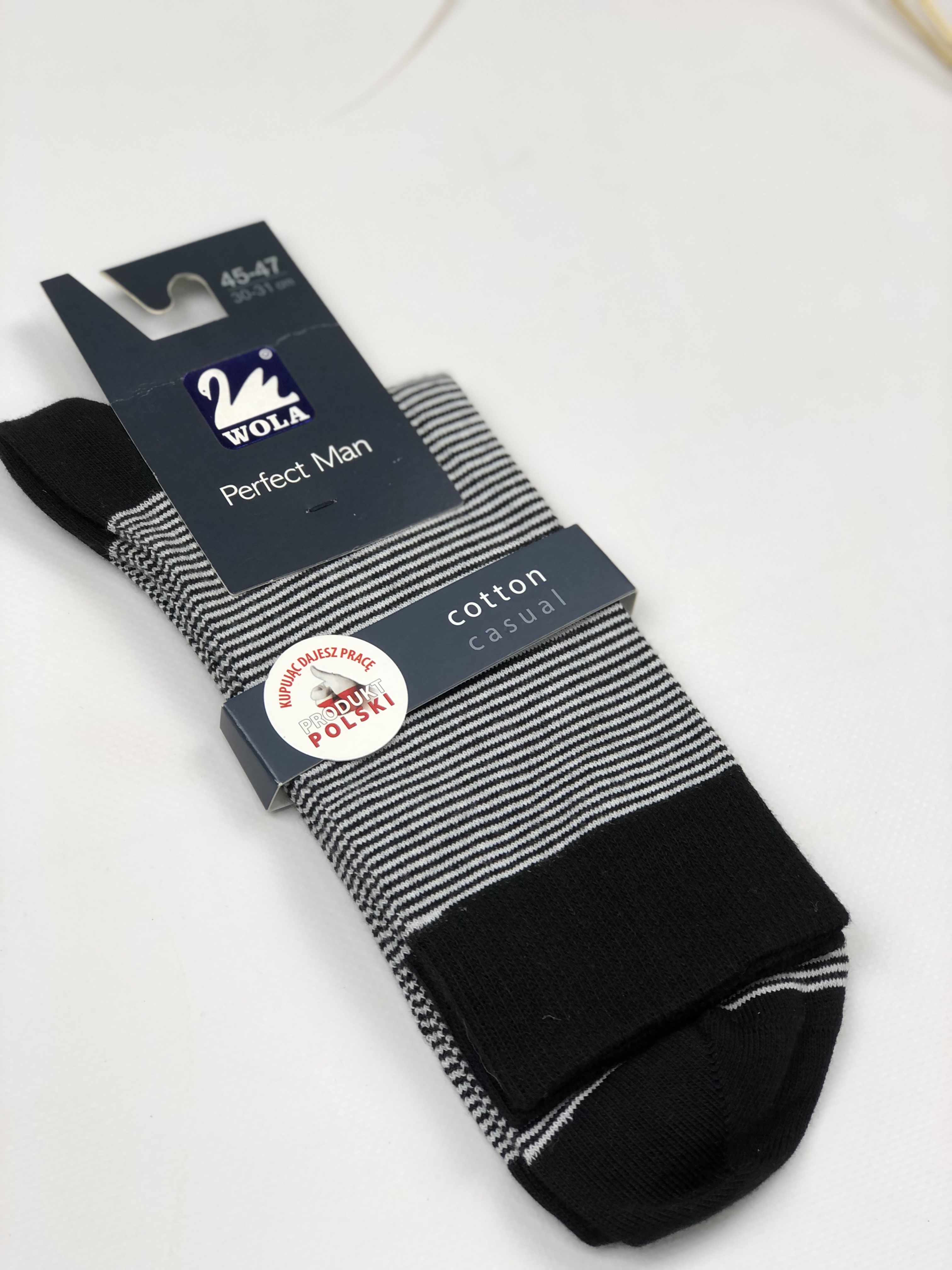 

Носки Wola Perfect Man casual 879 - Черные с белым, Носки Wola Perfect Man casual 879 45-47 Черные с белым
