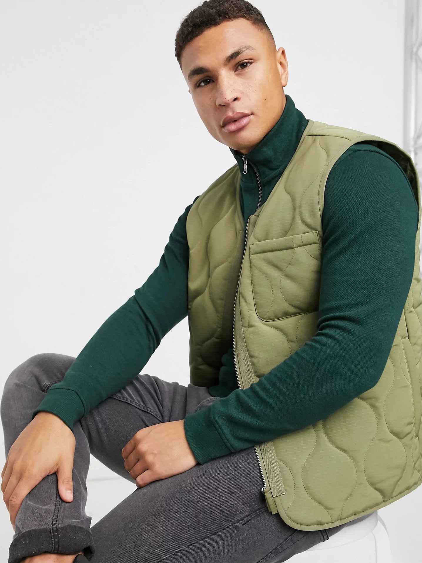 

Жилет Topman 64F09TKHA  Хаки, Жилет Topman 64F09TKHA M Хаки