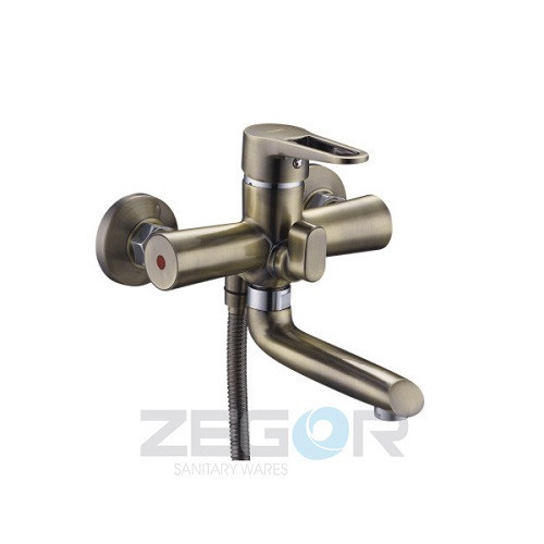 

Смеситель для ванны с литым поворотным изливом ZEGOR PUD3-A045Т
