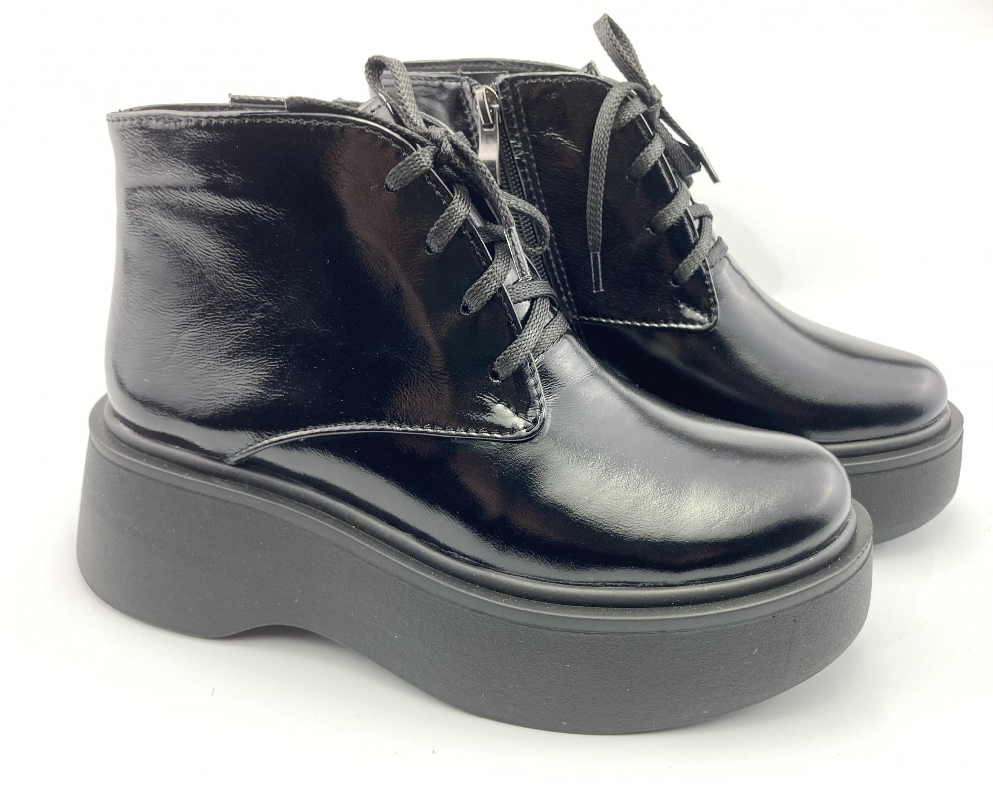 

Ботинки DJUS SHOES 38 (24,5 см.) 17.03.176 Черные