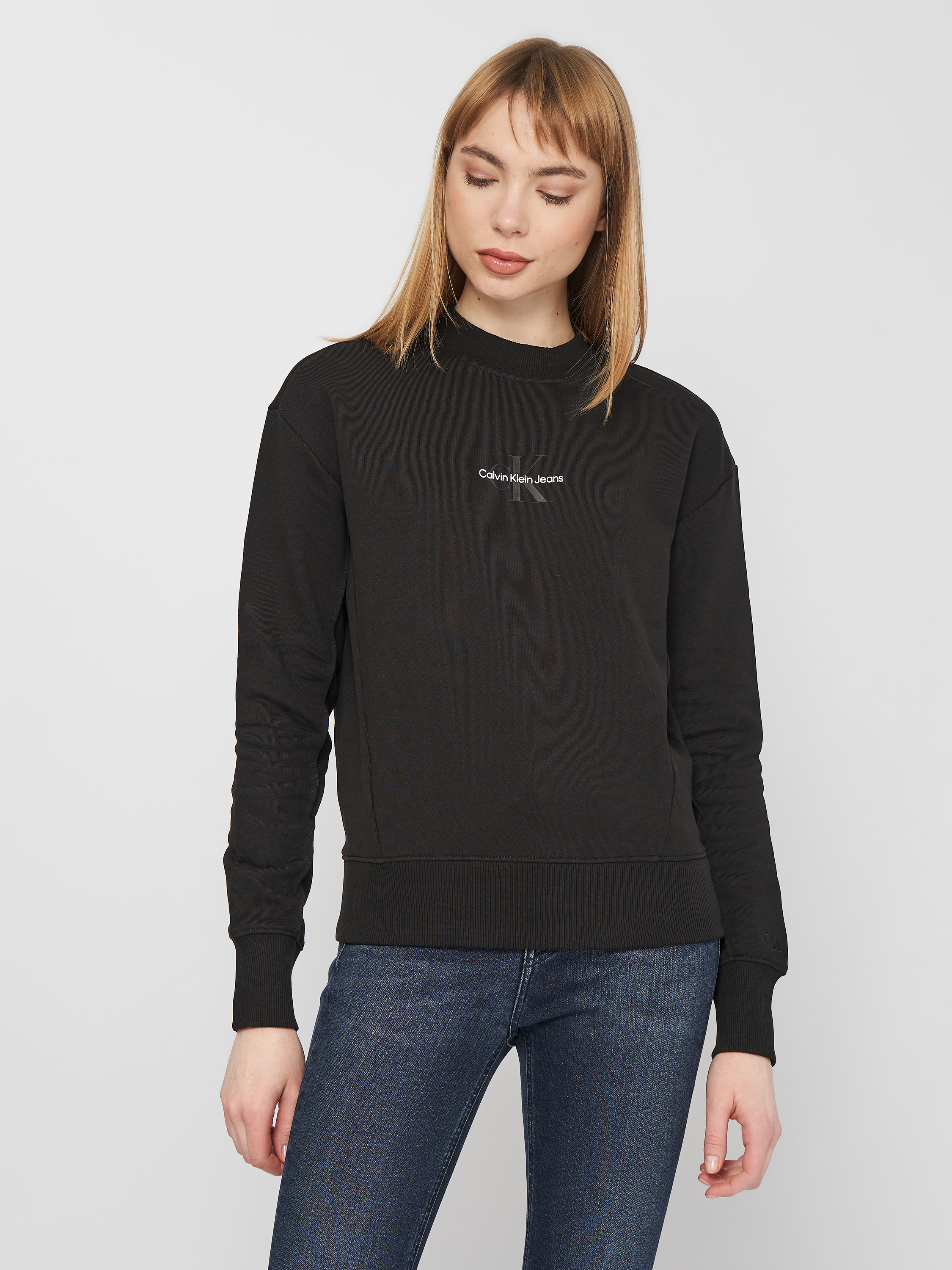 

Свитшот Calvin Klein Jeans Monogram Logo Crew Neck J20J217734-BEH  Ck Black/Ck Black, Свитшот Calvin Klein Jeans Monogram Logo Crew Neck J20J217734-BEH M Ck Black/Ck Black