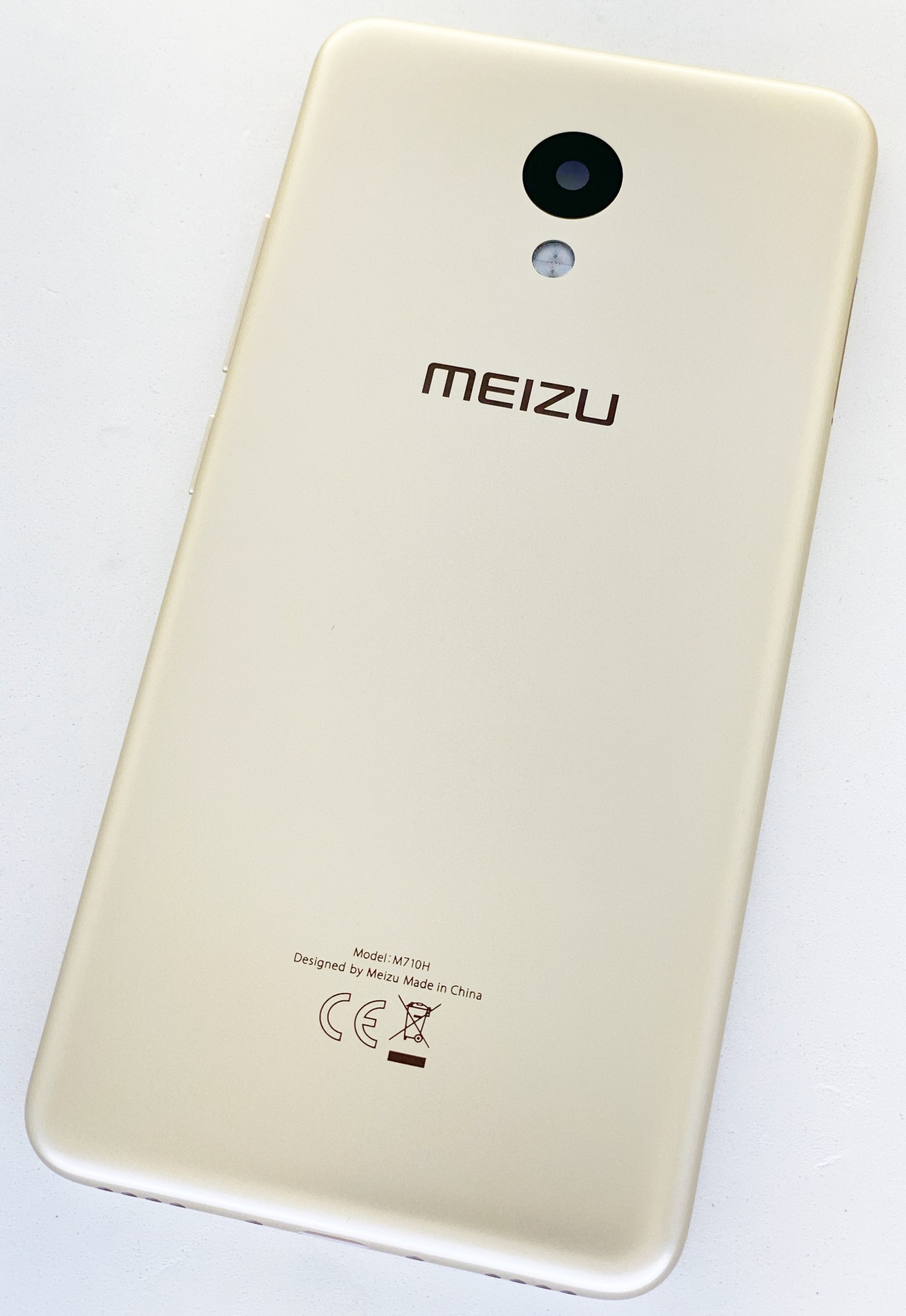 Задняя крышка для Meizu M5c (M710H), золотистая High Copy – фото, отзывы,  характеристики в интернет-магазине ROZETKA от продавца: Pancir | Купить в  Украине: Киеве, Харькове, Днепре, Одессе, Запорожье, Львове