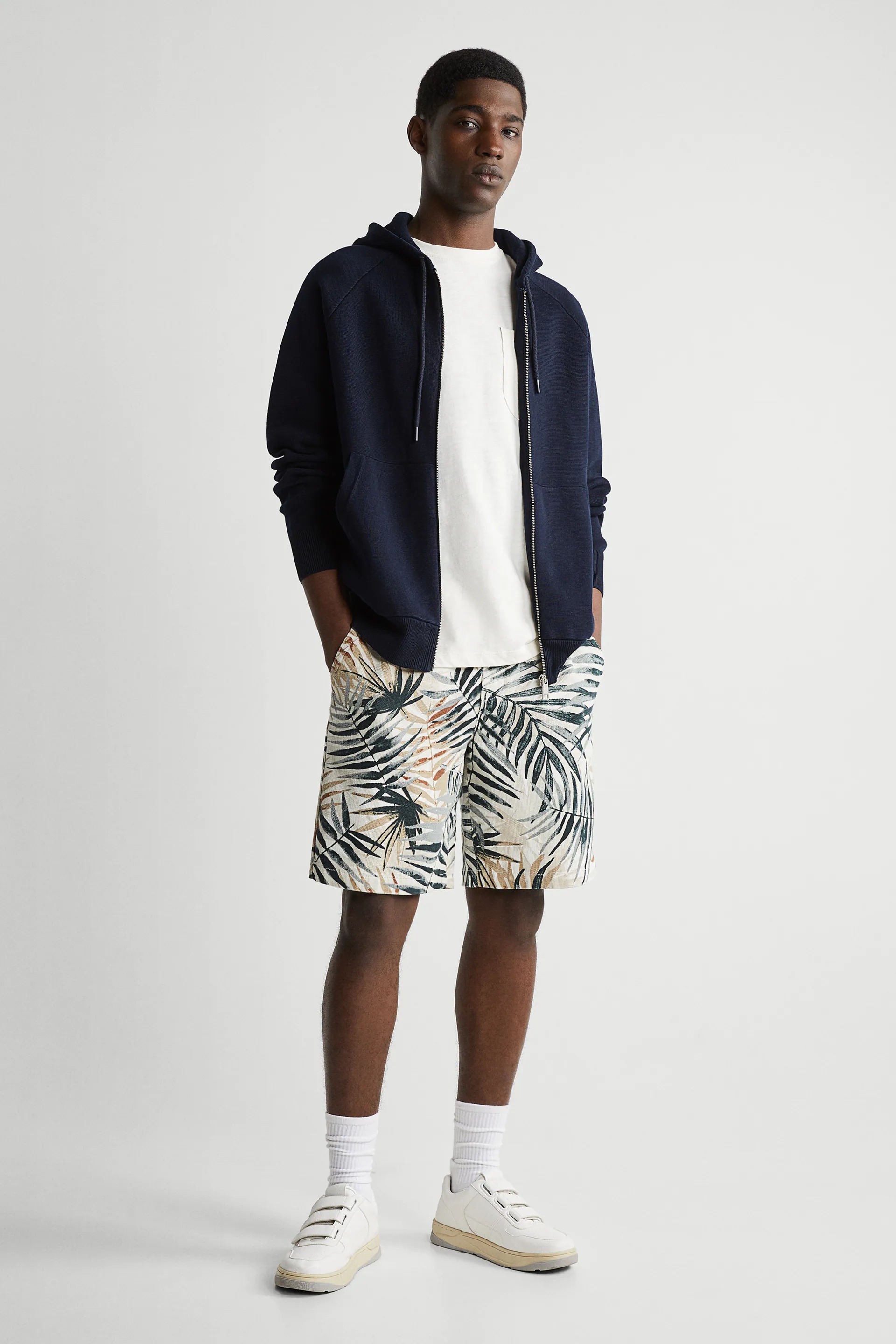 

Шорты Zara  бежево зеленый 0706331710, Шорты Zara S бежево зеленый 0706331710