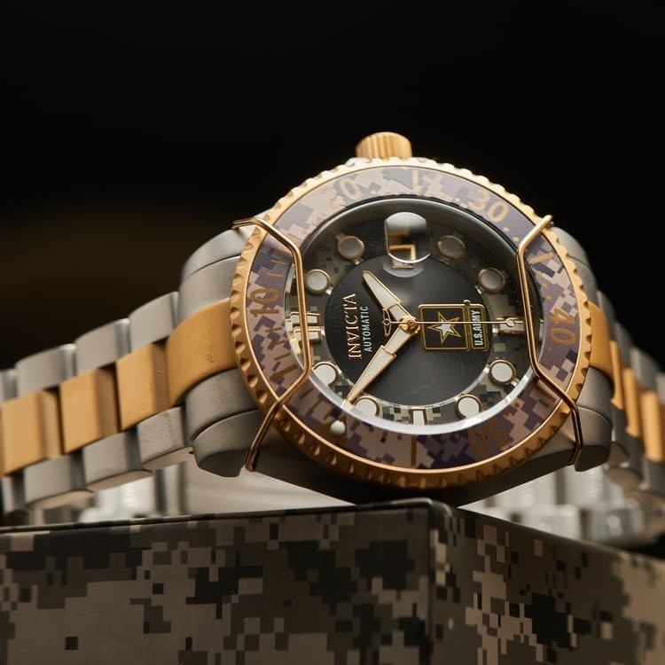 

Американские мужские наручные часы милитари Invicta U.S. Army 31852