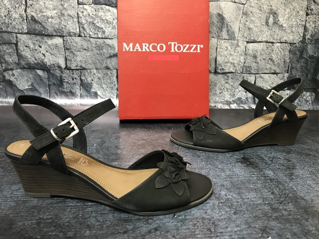 

Босоножки Marco Tozzi 2/2-28393/22 001 39 (25.5 см) Черные
