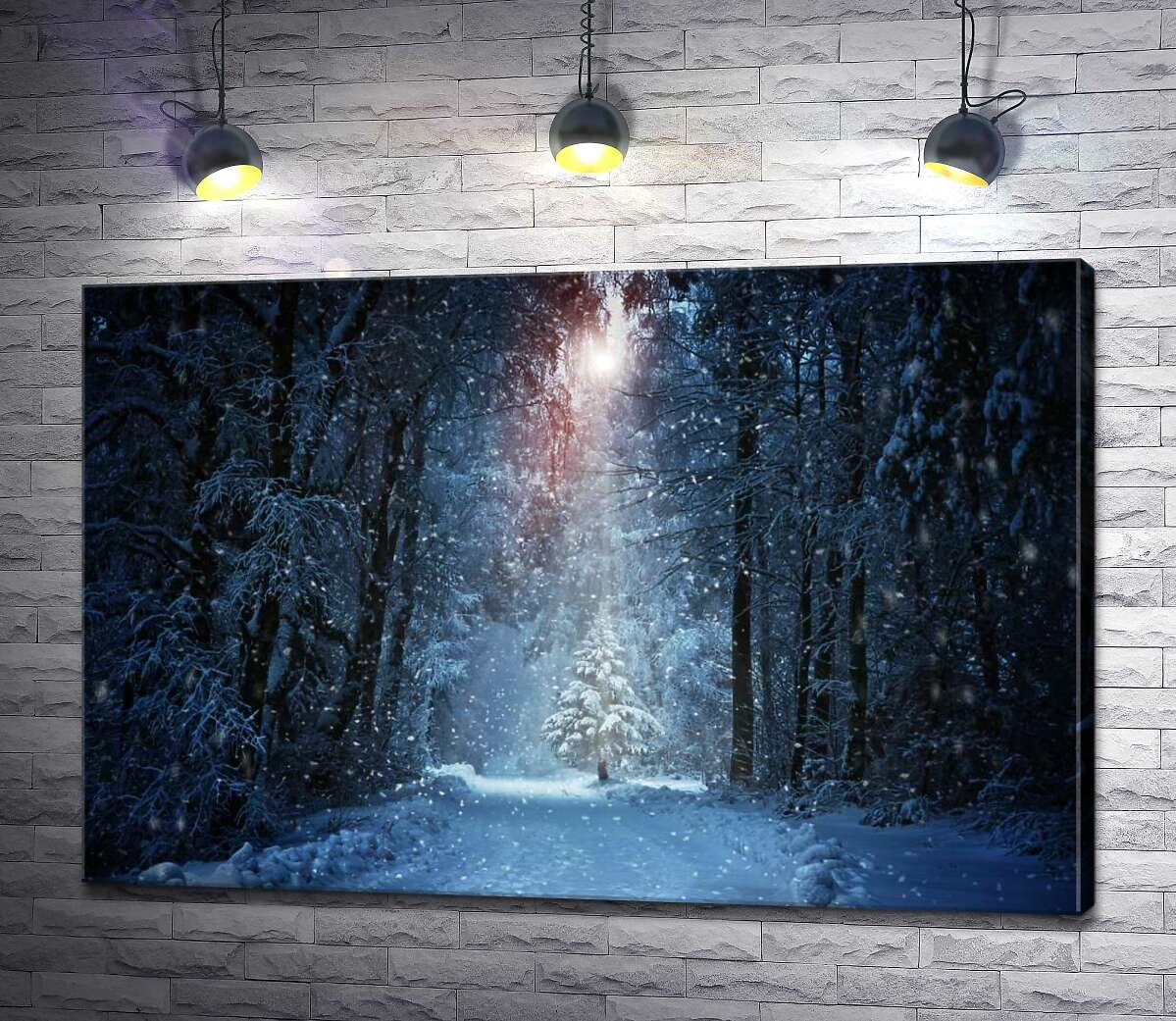 

Картина ArtPoster Луч света падает на маленькую заснеженную елку в вечернем лесу 100x67 см Модуль №1