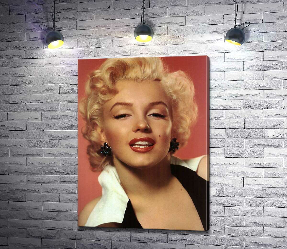 

Картина ArtPoster Мэрилин Монро (Marilyn Monroe) позирует для первого номера журнала Playboy 100x138 см Модуль №1