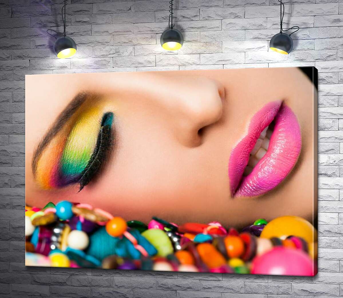 

Картина ArtPoster Радужные оттенки теней на веках девушки в сочетании с яркими бусинами 130x95 см Модуль №1