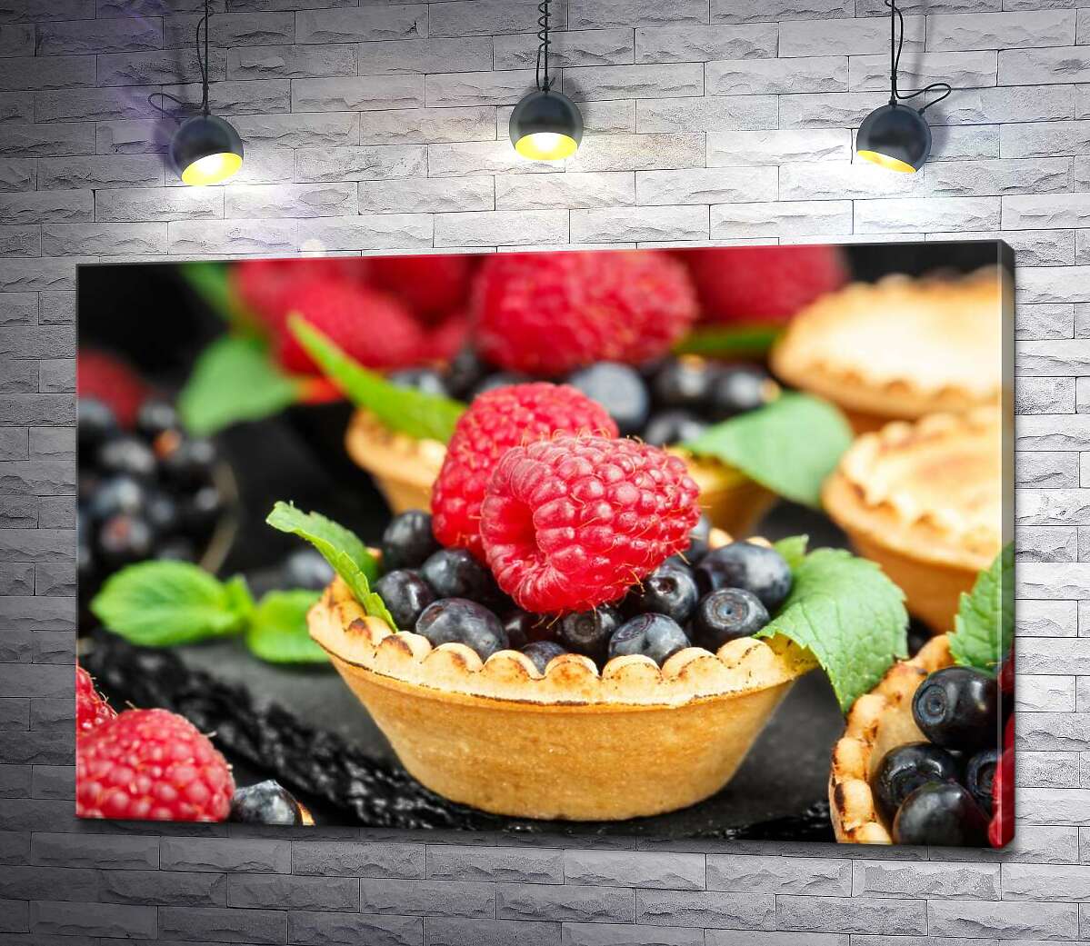 

Картина ArtPoster Тарталетки со вкусом лета в ягодных начинках 130x87 см Модуль №1