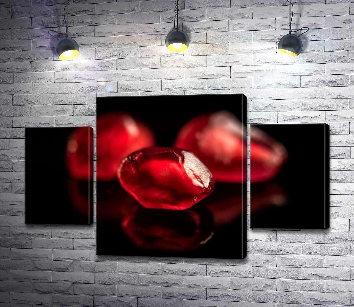 

Модульная картина ArtPoster Багровые косточки граната на черном стекле 80x49 см Модуль №7