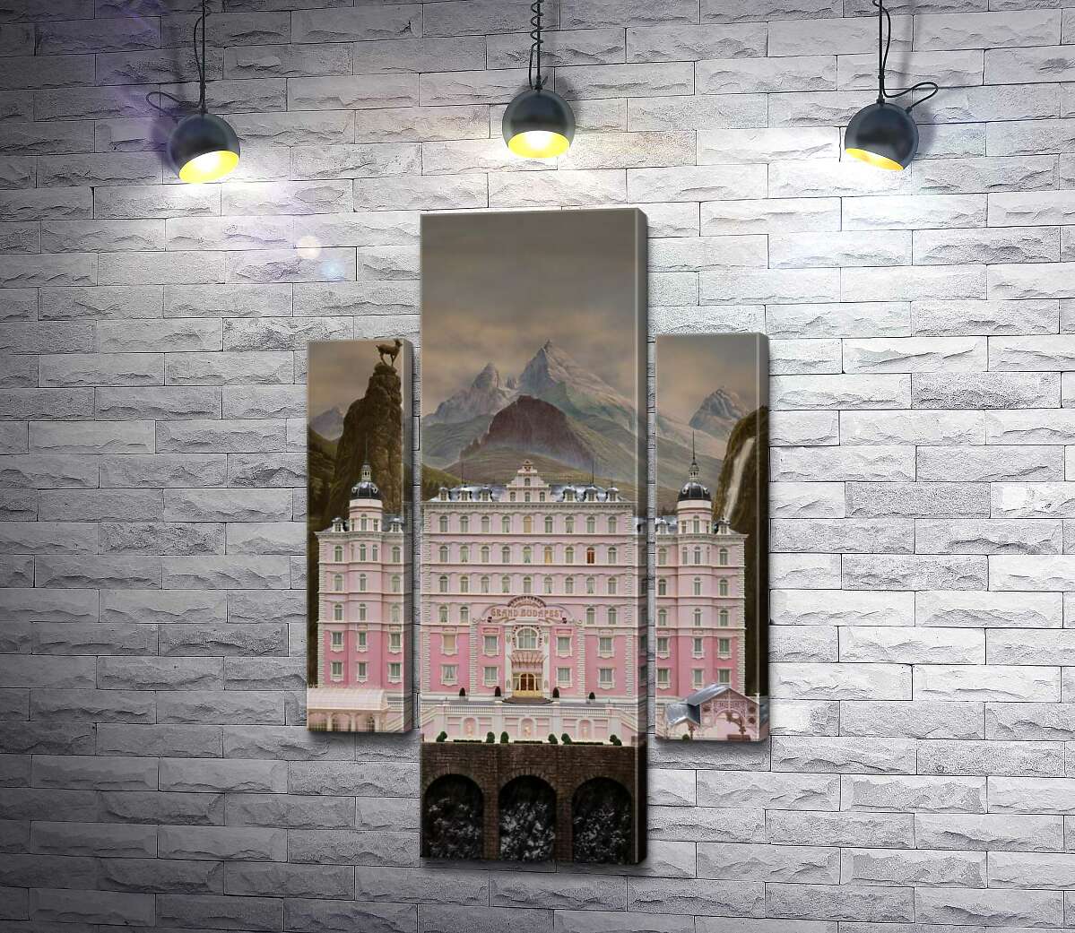 

Модульная картина ArtPoster Жемчужно-розовый отель на постере к фильму "Отель" Гранд Будапешт "" (The Grand Budapest Hotel) 80x129 см Модуль №7