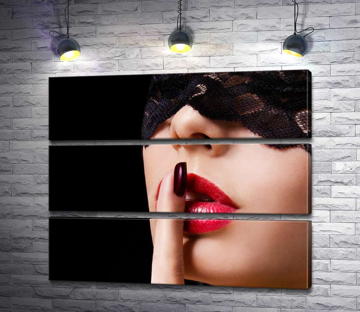 

Модульная картина ArtPoster Девушка в маске скрывает соблазнительный секрет 74x60 см Модуль №13
