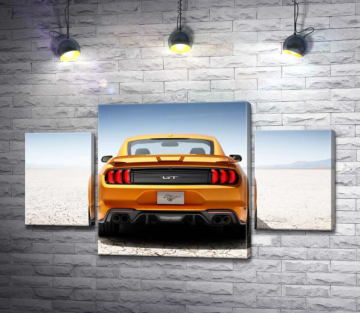 

Модульная картина ArtPoster Желтый автомобиль Ford Mustang GT среди пустыни 100x58 см Модуль №7