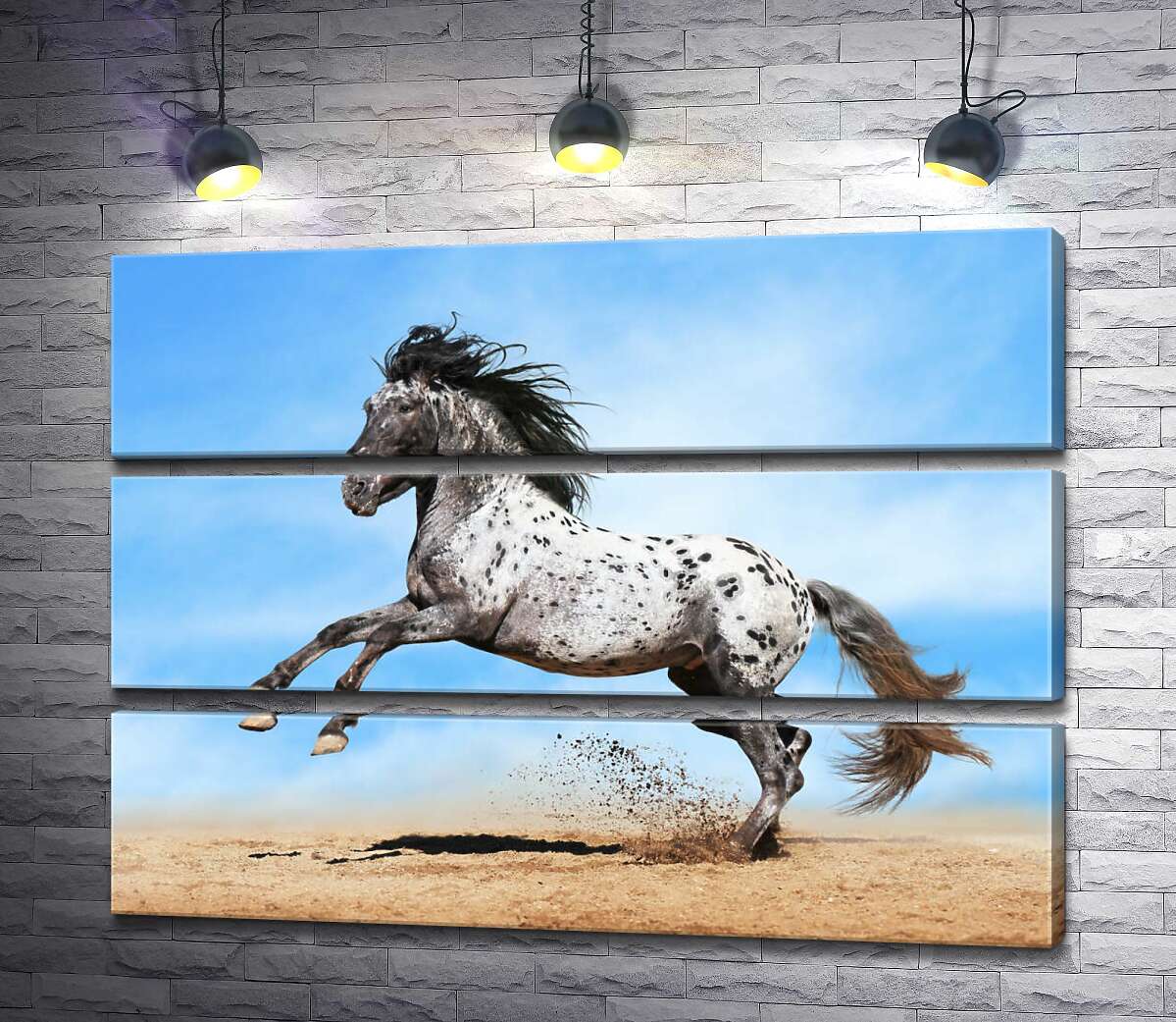 

Модульная картина ArtPoster Красивая лошадь чубарой масти становится на дыбы 130x96 см Модуль №13