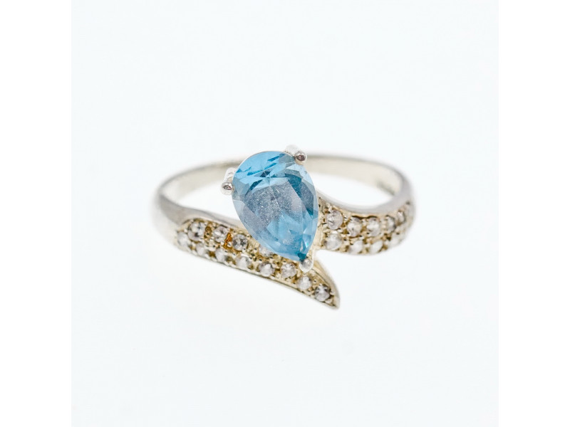 

Серебряное кольцо с топазом и фианитами Натуральный Sky Jewelry 003636
