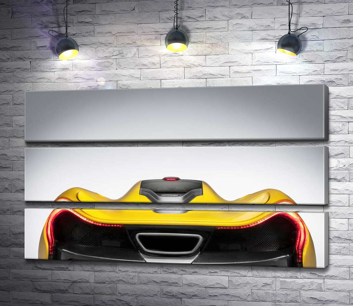

Модульная картина ArtPoster Плавные изгибы бампера суперкара McLaren P1 130x75 см Модуль №13