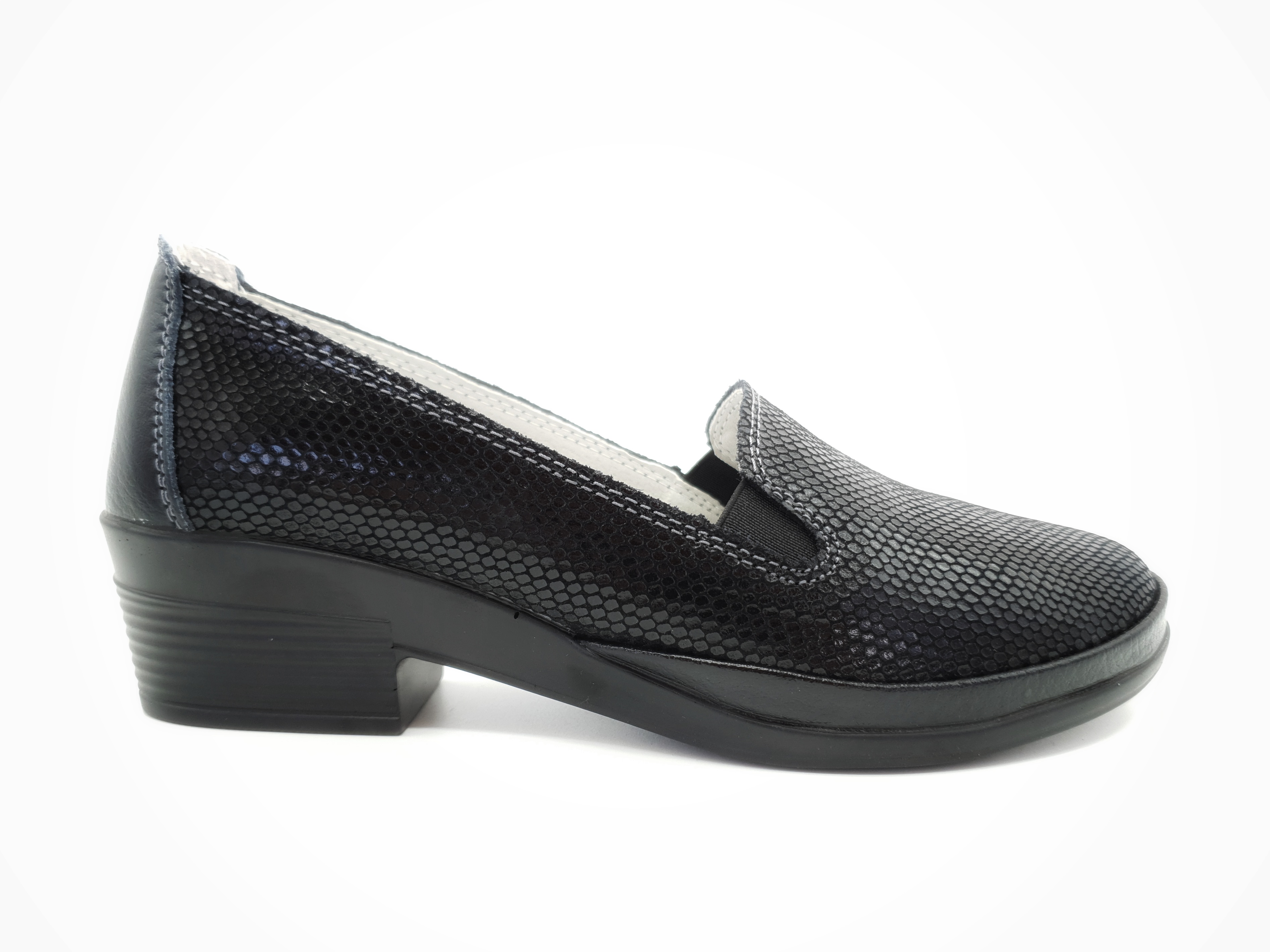 

Жіночі туфлі All Shoes чорні шкіряні AS-15-3 23,5 см 37(р)