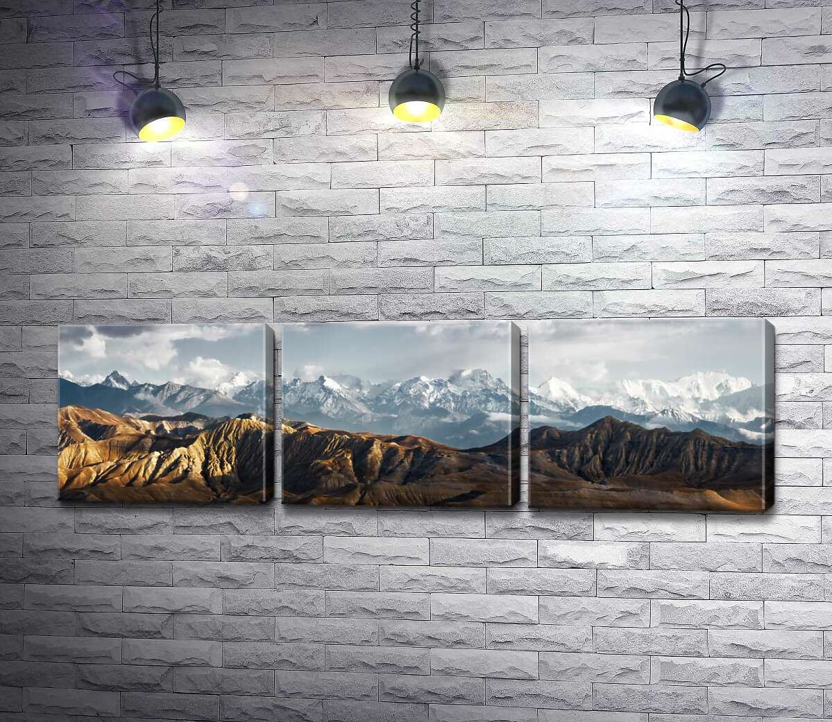 

Модульная картина ArtPoster Пустынные горные хребты Гималаев возвышаются над землей 102x30 см Модуль №11