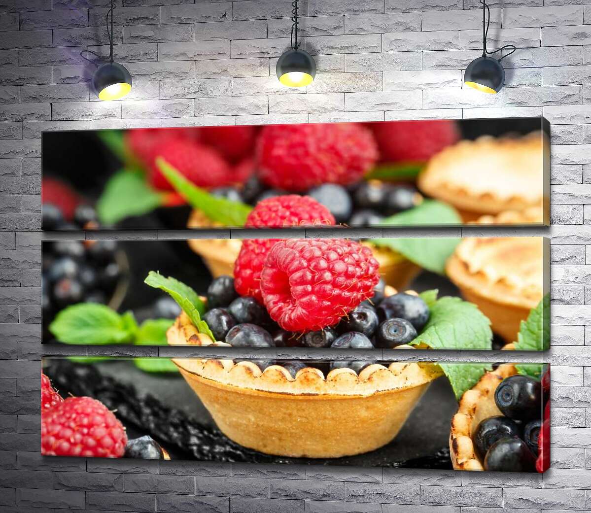

Модульная картина ArtPoster Тарталетки со вкусом лета в ягодных начинках 130x87 см Модуль №13