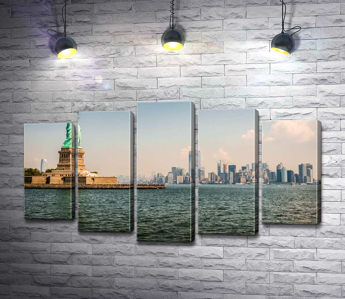 

Модульная картина ArtPoster Статуя Свободы (Statue of Liberty) возвышается над водами залива 130x74 см Модуль №26