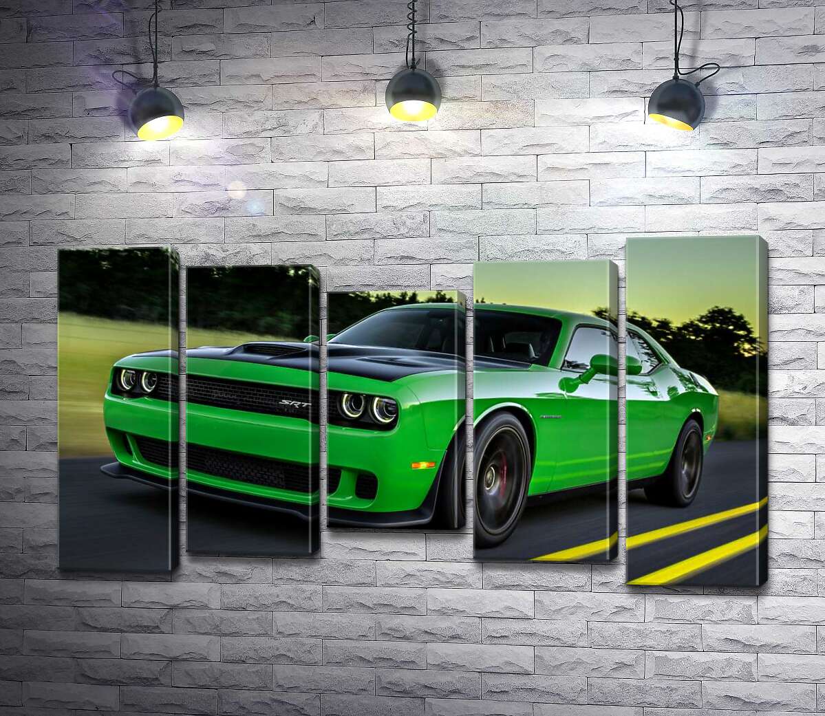 

Модульная картина ArtPoster Сочно-зеленый автомобиль Dodge Challenger Hellcat несется по дороге 100x58 см Модуль №28