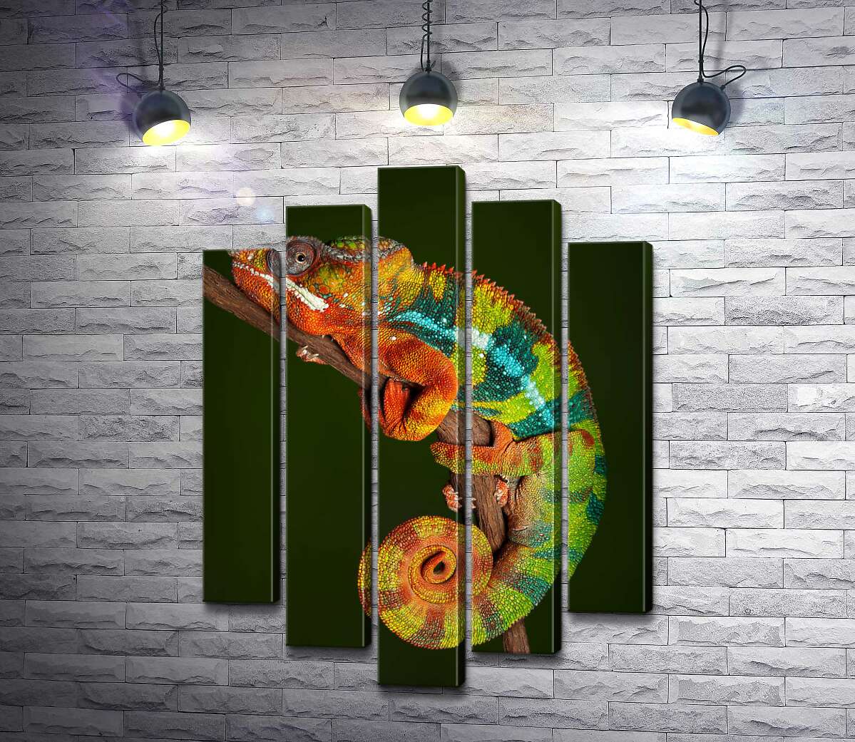 

Модульная картина ArtPoster Яркий хамелеон в переливах оранжево-зеленых цветов 130x182 см Модуль №26