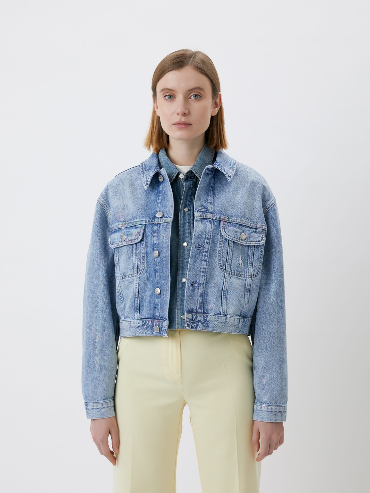 

Джинсовая куртка Calvin Klein Jeans Oversized Cropped 90S Denim J20J217815-1A4  Denim Medium, Джинсовая куртка Calvin Klein Jeans Oversized Cropped 90S Denim J20J217815-1A4 M Denim Medium