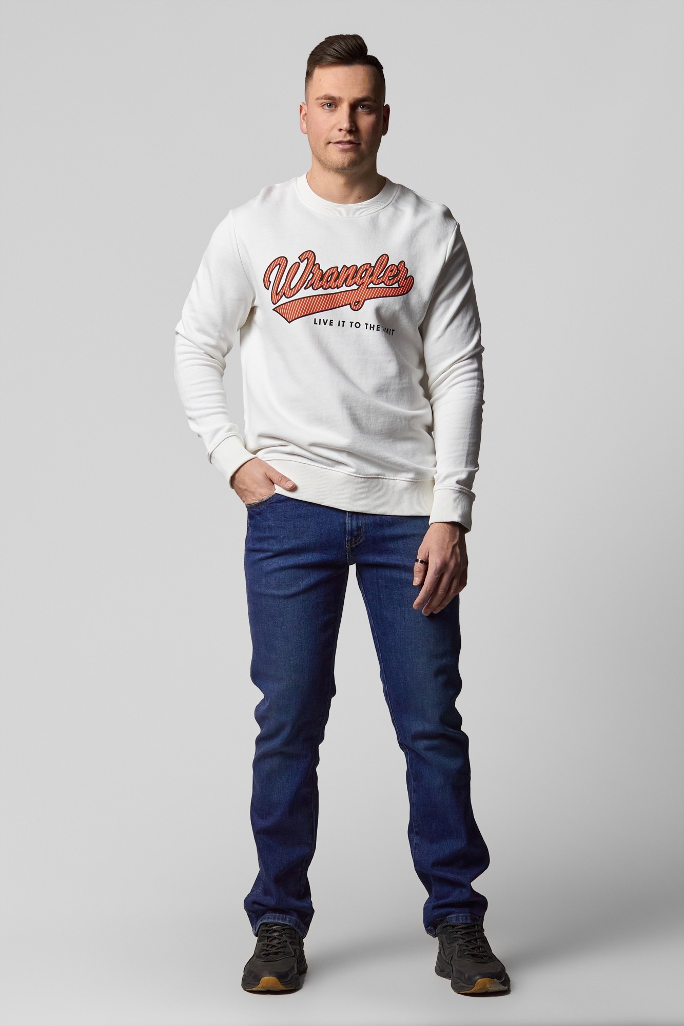 

Свитшот Wrangler Seasonal Logo Sweatshirt Regular Fit Белый -00, Свитшот Wrangler Seasonal Logo Sweatshirt Regular Fit Белый L-00