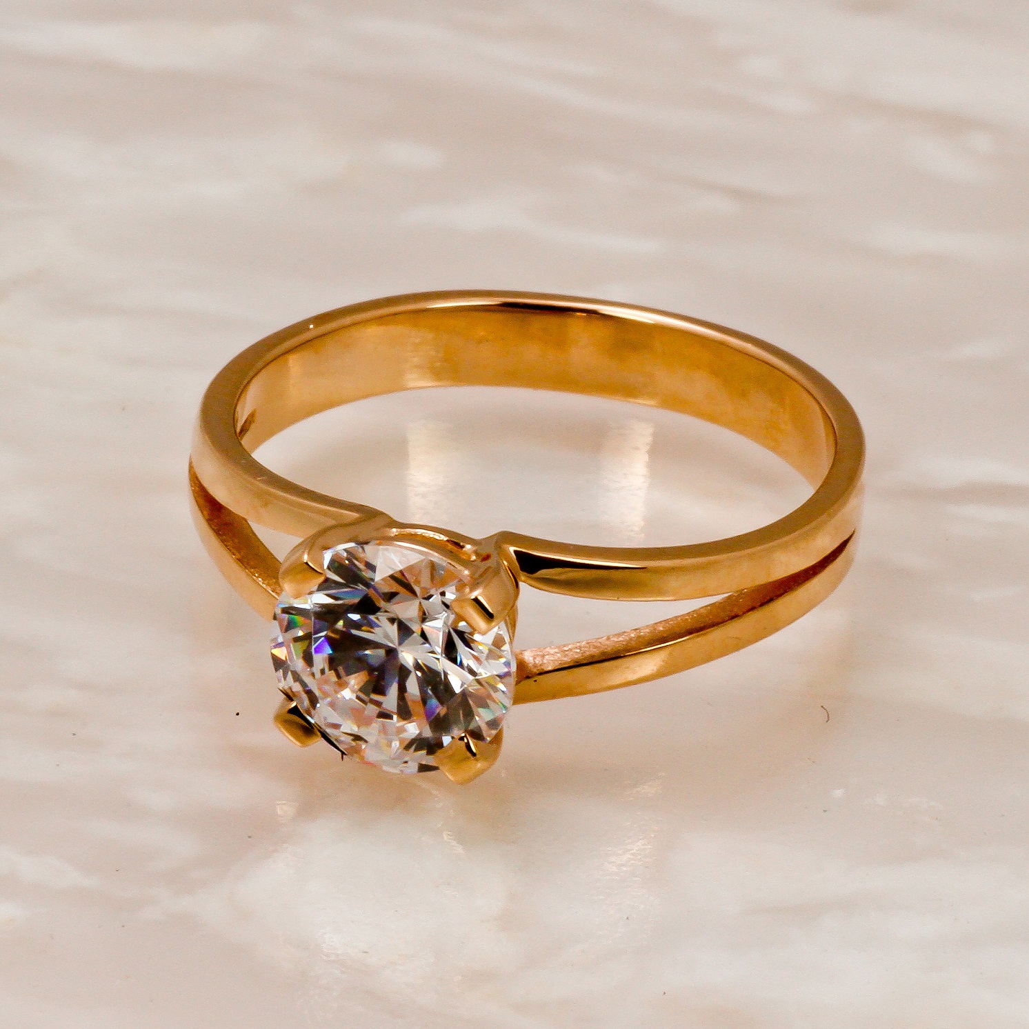 

Кольцо из красного золота Alexs Jewel K311-49660001. Размер 16