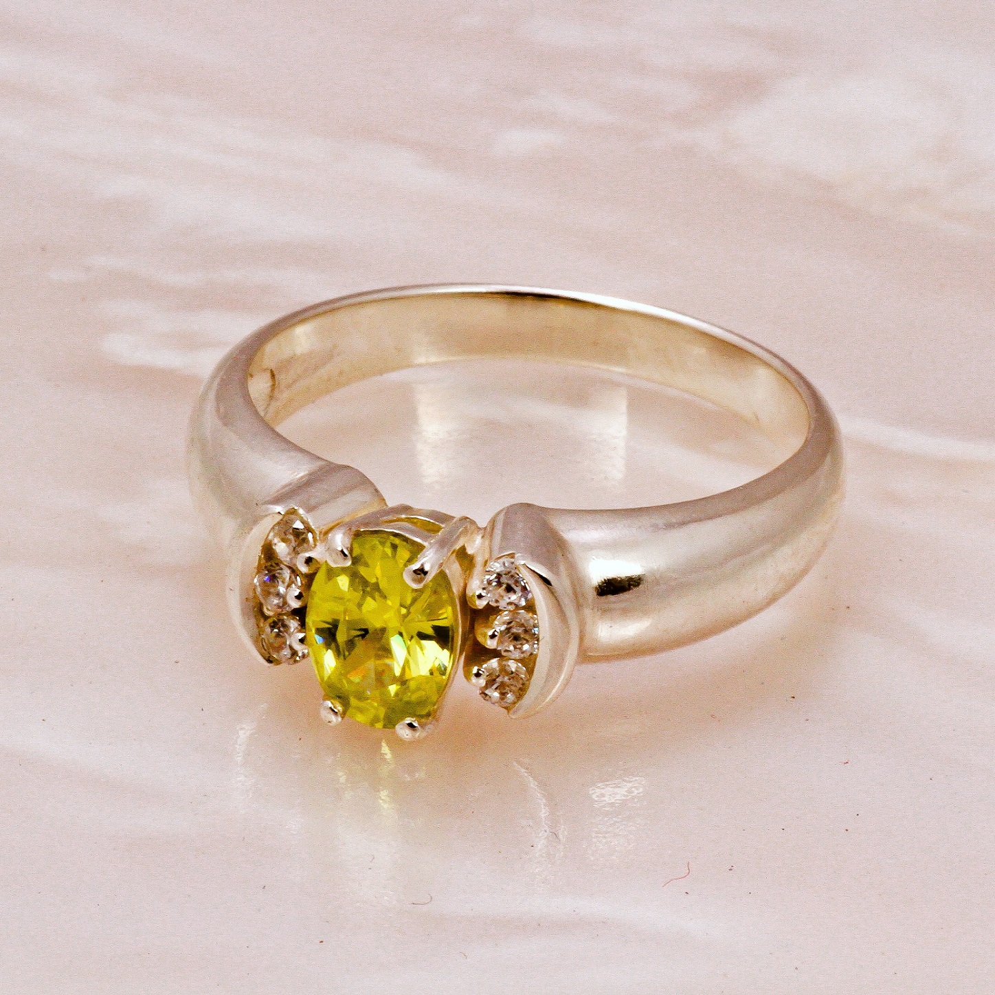 

Кольцо из белого золота Alexs Jewel K244-46760002. Размер 16,5
