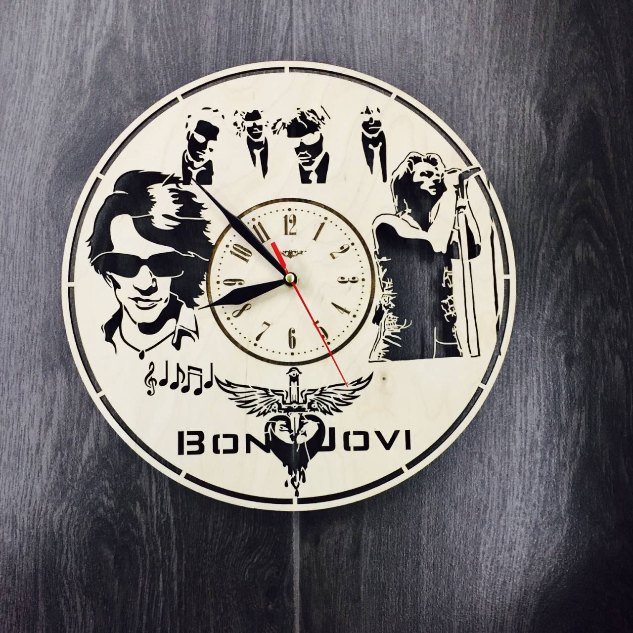 

Часы настенные 7Arts Bon Jovi CL-0055