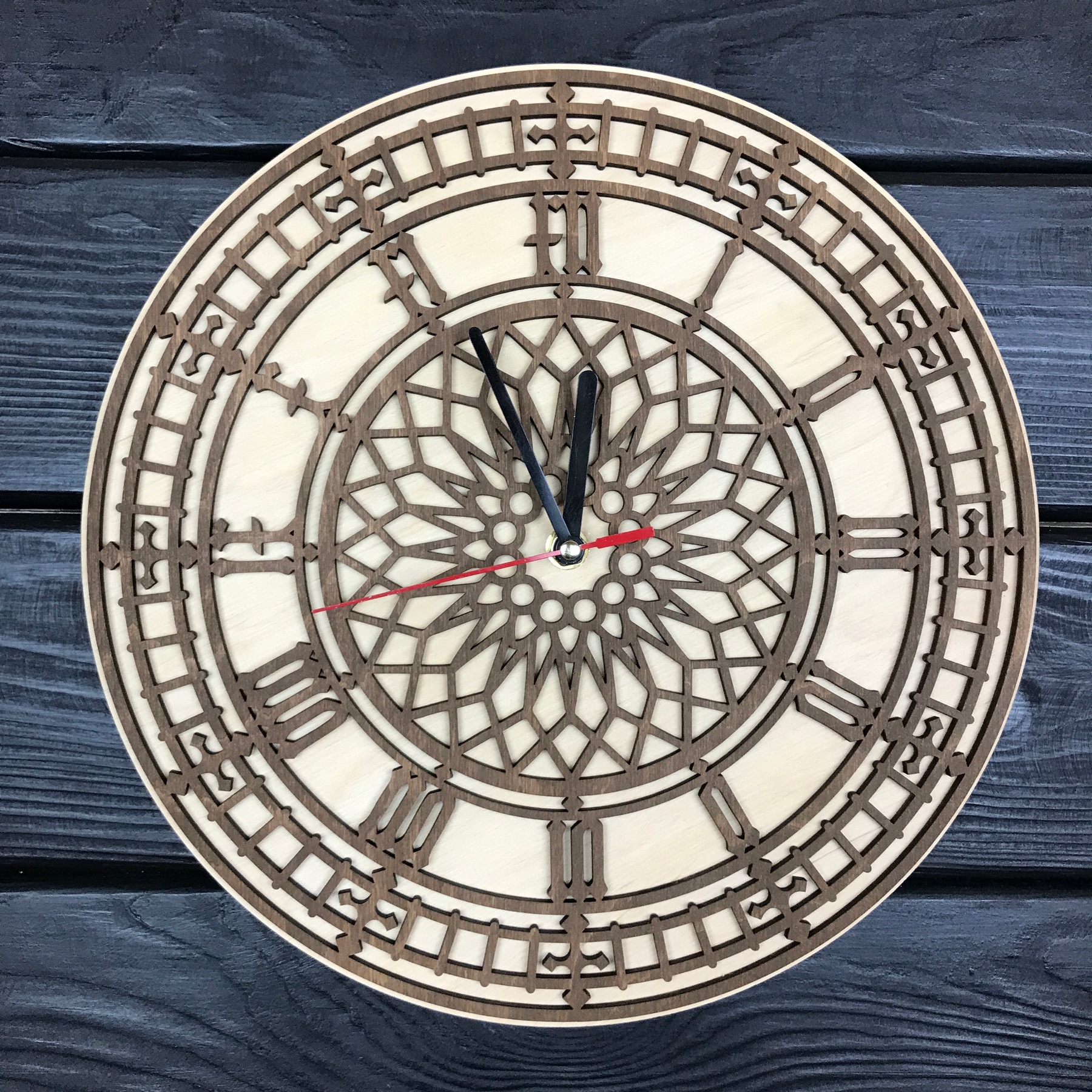 

Универсальные деревянные часы в интерьер Big Ben CL-0580