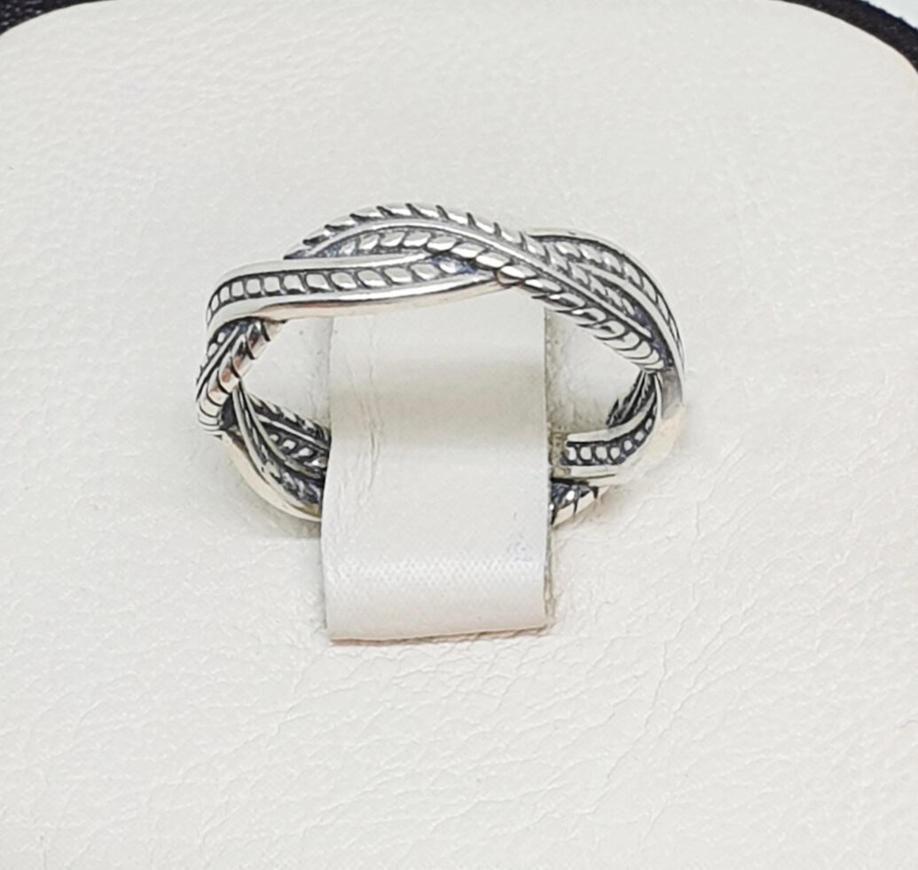 

Кольцо серебряное 16,5 2,5 г