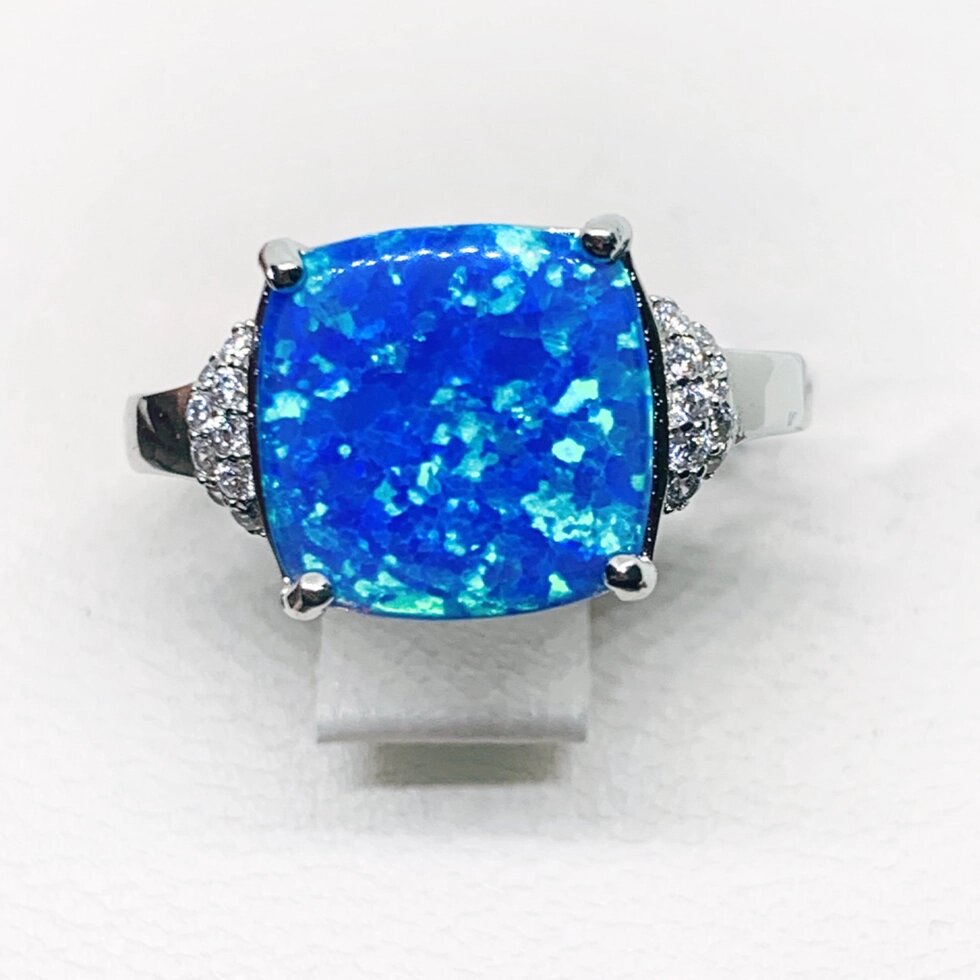 

Кольцо серебряное с опалом и кубическим цирконием 17,5 1,95 г