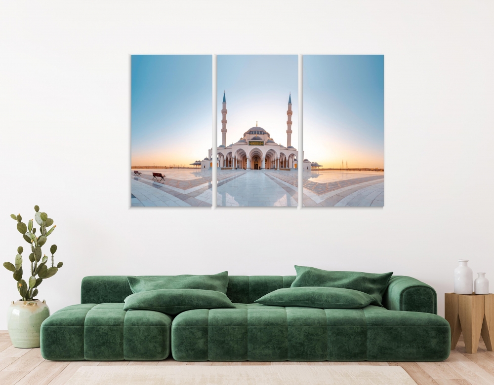 

Картина на холсте Модульные Модульная картина Sharjah New Mosque Attraction 3 картины 40х80 см.