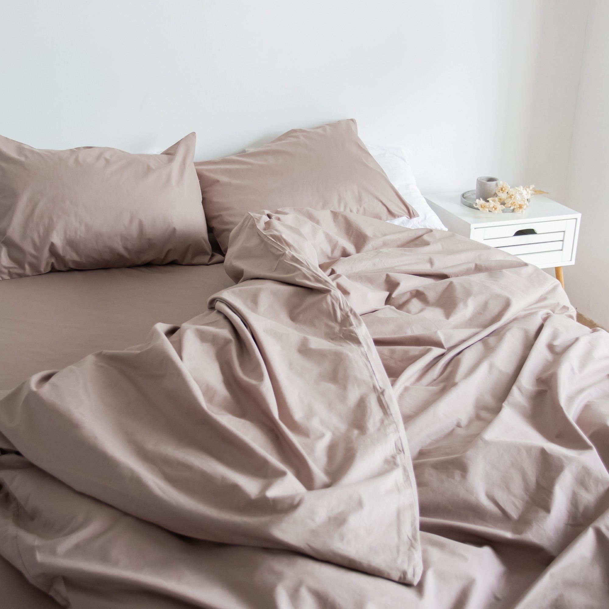 

Комплект постельного белья UNI-SON MATT 200х220 бежевый Евро