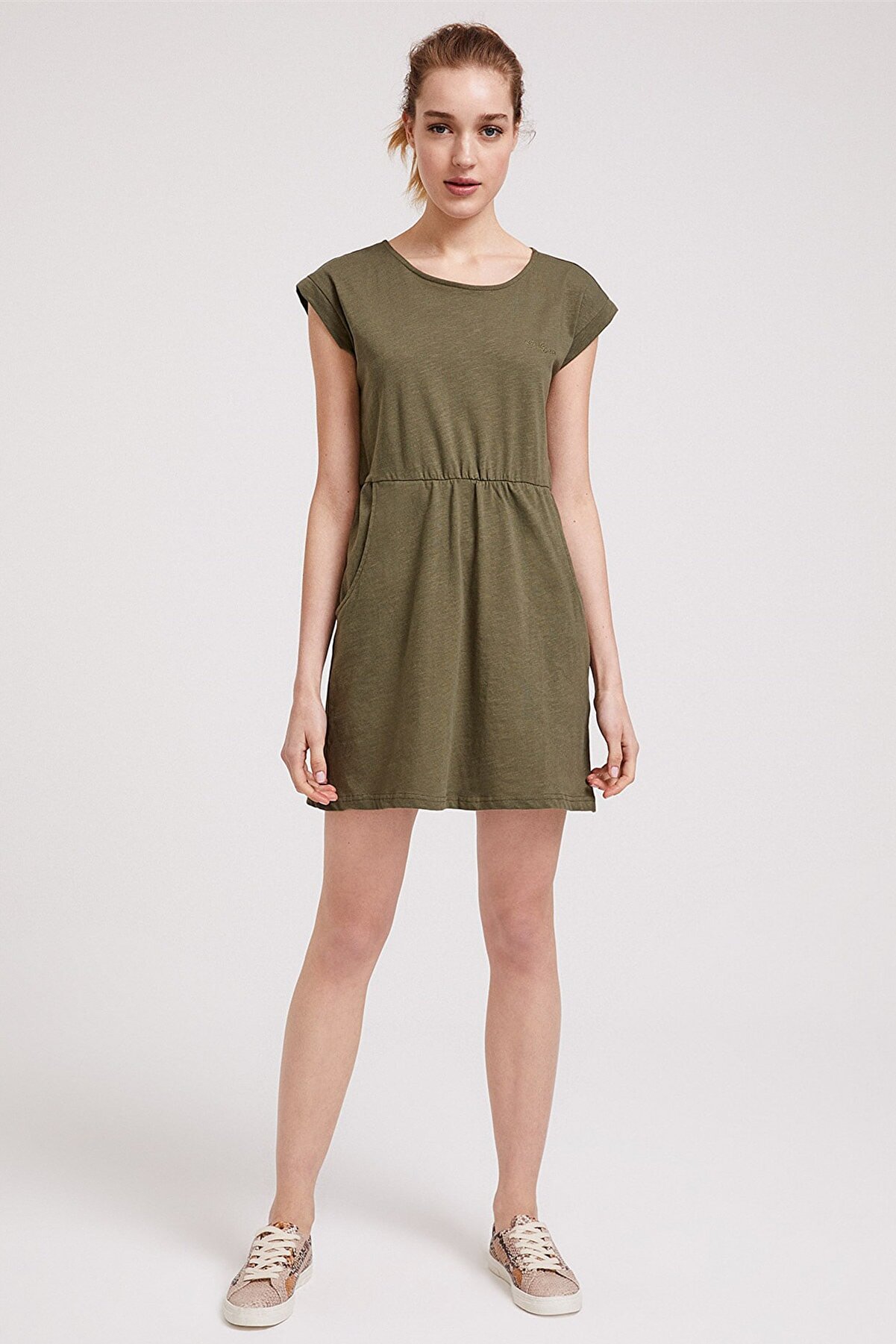 

Платье женское Lee Cooper Хаки  (202 LCF 244002 HAKİ, Платье женское Lee Cooper Хаки L (202 LCF 244002 HAKİ)