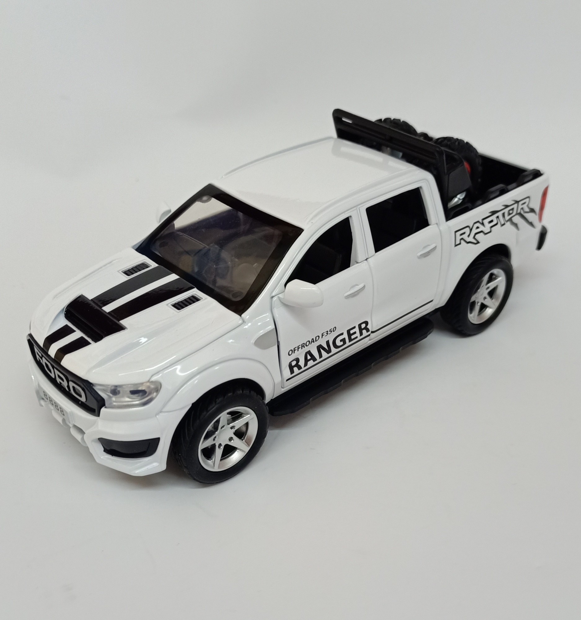 

Машина металлическая Ford Ranger Wanbao 632 (белая)