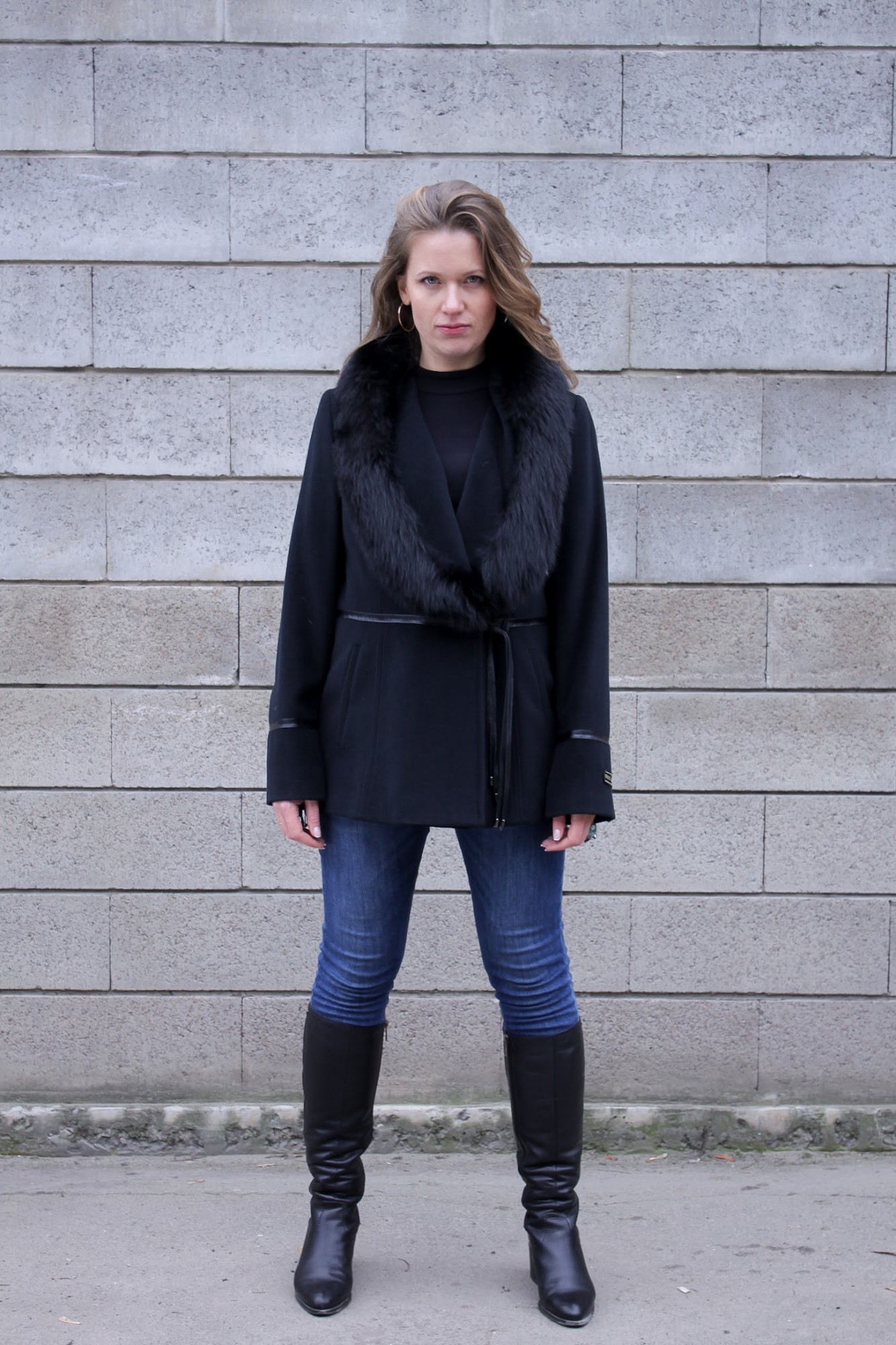

Женское пальто Bella Bicchi Kentucky Black Coat 40р черный