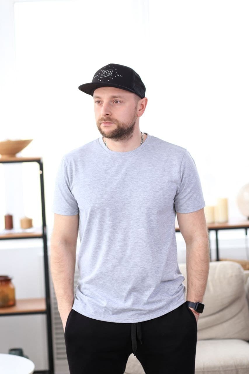 

Однотонная футболка СЕРАЯ  VS-1402-GR, Однотонная футболка СЕРАЯ S VS-1402-GR-S