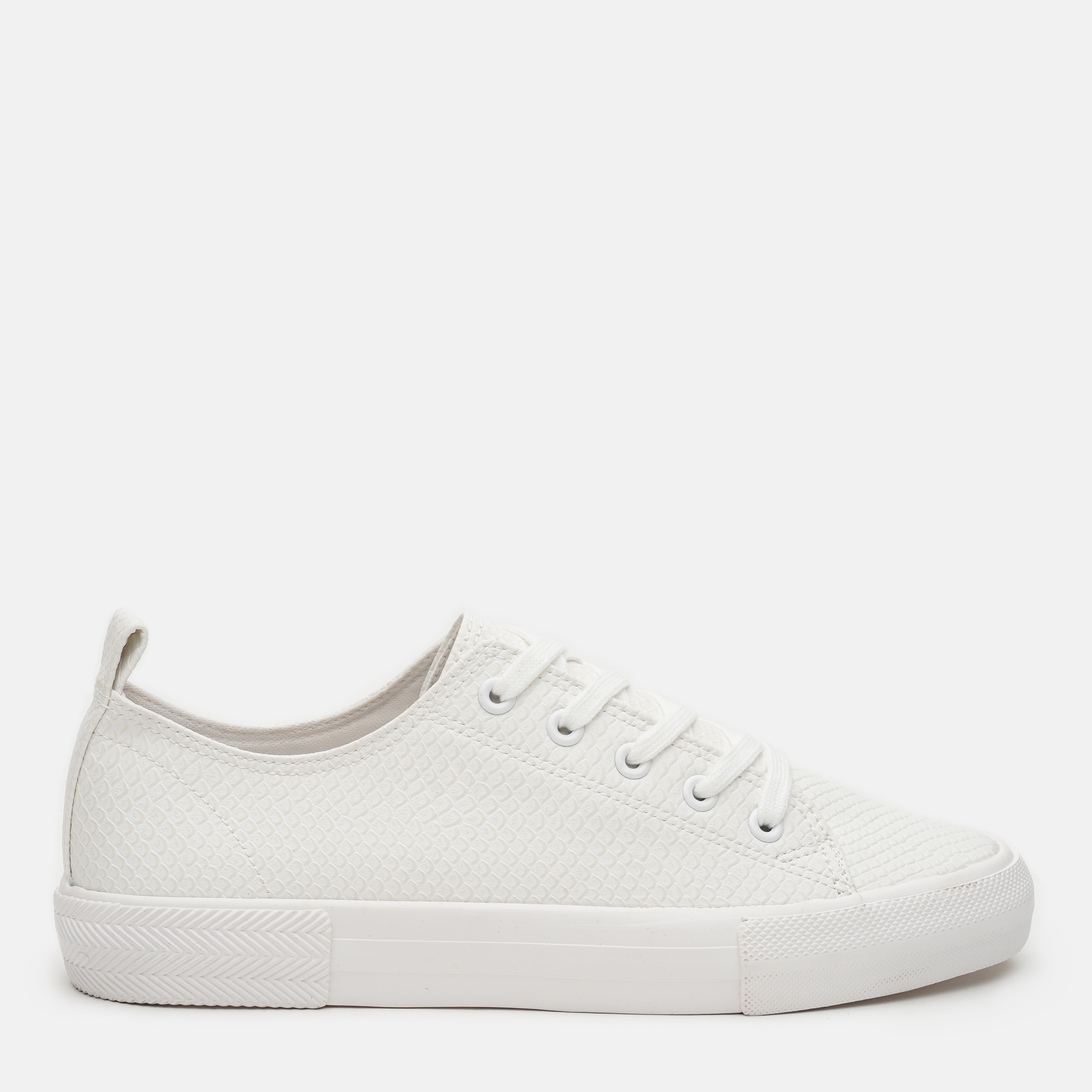 

Кеды Bershka 5208/031/001 37 Белые