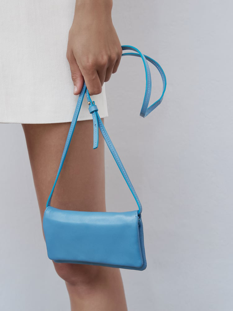 

Женский клатч кожаный Zara 3323-206-400 Голубой