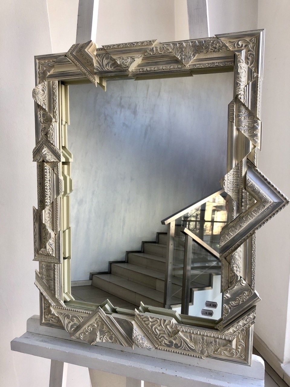 

Дизайнерское зеркало ручной работы в раме 570х660мм FRAMES.POSTERS.DECOR (з13)